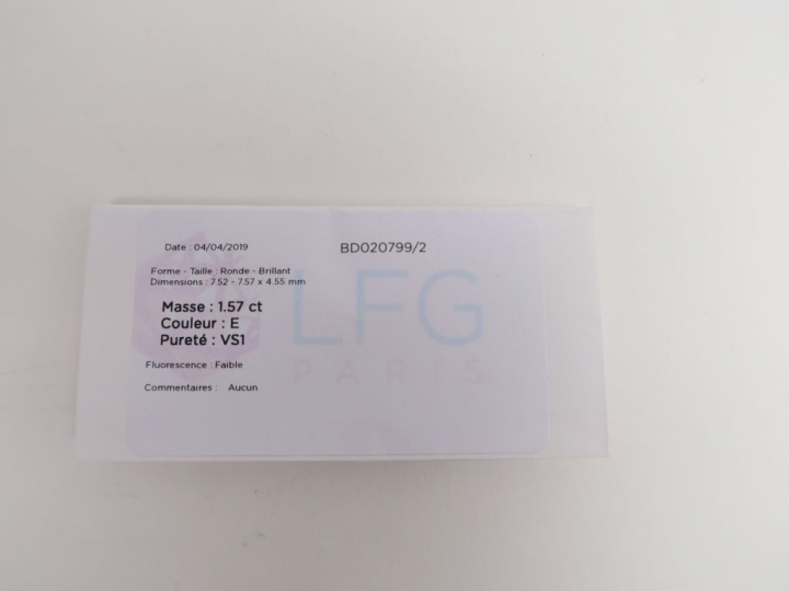 Brillant sur papier de 1,57 cts, E-VS1.  Contrôle partiel du Laboratoi