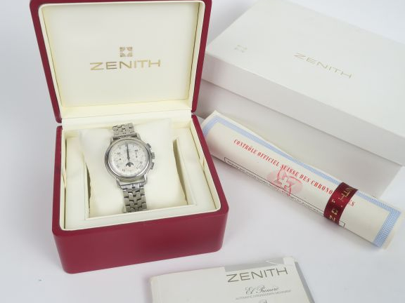 ZENITH. Montre El Primero, chronomètre, dans son coffret avec ses docu