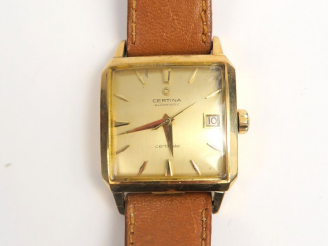 Vente aux enchères CERTINA. Montre bracelet, boitier en or, bracelet cuir et métal doré. 