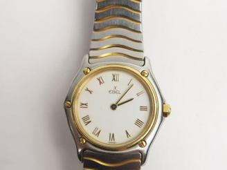 Vente aux enchères EBEL. Montre bracelet en acier