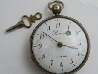 Vente aux enchères Brassan. Montre de gousset en argent. Poids tel : 94 g
