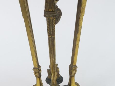 Lampe en forme d'athénienne de style Empire en bronze patiné et doré, 