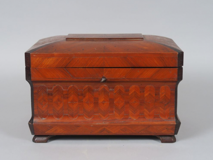 Cave à cigares Napoléon III en marqueterie, à décor de motifs géométri