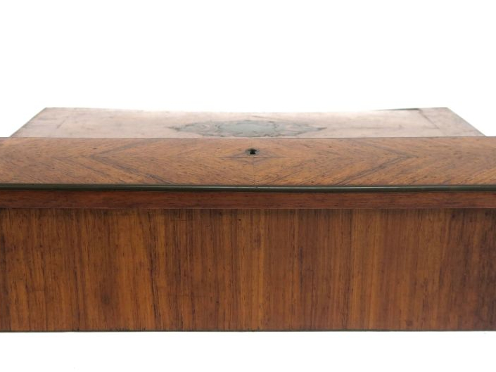 Ecritoire XIXème en marqueterie, fileté de laiton. 8 x 29 x 24 cm  (pe