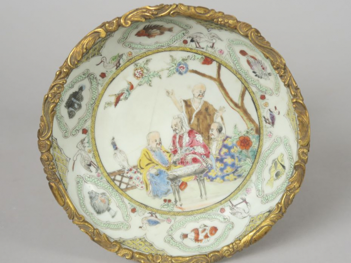 Coupe montée en porcelaine de Chine, Compagnie des Indes, famille rose