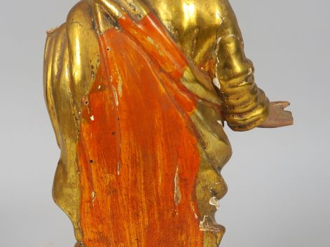 Sujet XIXème en bois sculpté, doré et polychrome "Apôtre" H. 37,5 cm  