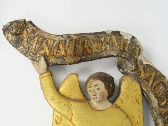 Vente aux enchères Paire d'anges XVIIIème en bois sculpté, polychrome et doré. H. 81 et 8