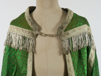 Vente aux enchères Très belle chape début XXème provenant de la maison Cabanès à Auch (ét