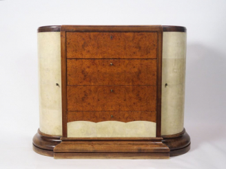 Vente aux enchères Chambre à coucher 1940 en galuchat, noyer et placage de loupe de thuya