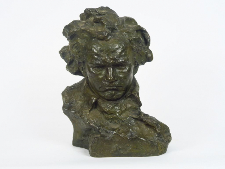 CIPRIANI. Portrait de Ludwig Van Beethoven. Sculpture en bronze à pati