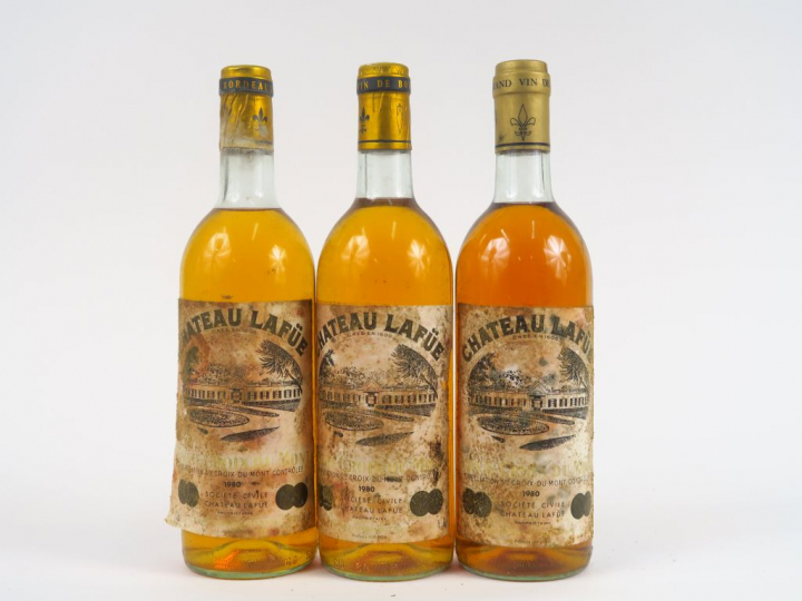 3 BOUTEILLES CHÂTEAU LA FÜE STE CROIX DU MONT - 1980 - 2 BG/1 LB/EA