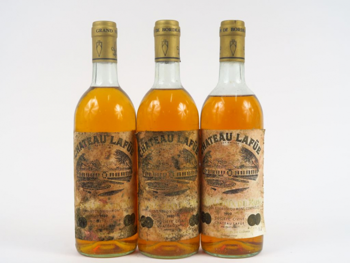 3 BOUTEILLES CHÂTEAU LA FÜE STE CROIX DU MONT - 1980 - 2 HEP/1 MEP