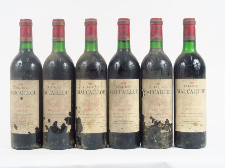 6 BOUTEILLES CHÂTEAU MAUCAILLOU MOULIS - 1983 - 5 BG/1 LB/EA