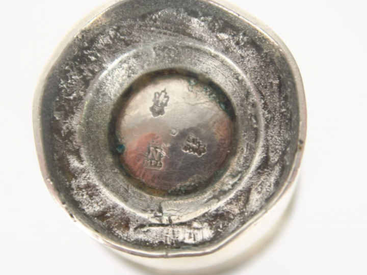 Timbale XVIIIème en argent.  Poids. 118 gr