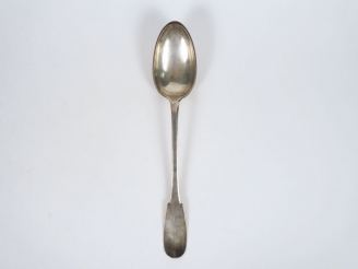 Vente aux enchères Cuillère à ragout XVIIIème en argent, modèle uniplat.  Poids. 170 gr