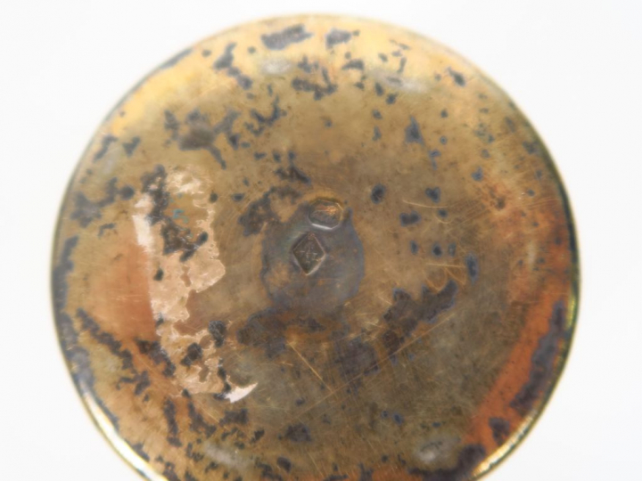 Lot comprenant :  - une timbale en argent, poinçon Vieillard  - et une