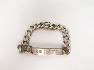 Vente aux enchères Gourmette en argent, gravée.  Poids. 36,60 g