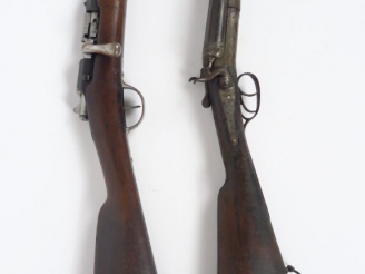 Vente aux enchères Fusil Gras transformé chasse calibre16 ou 20 à déterminer, bois dans s