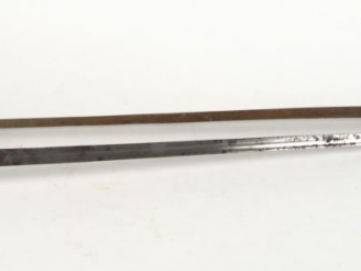 Vente aux enchères Sabre d'officier français modèle 1896 issu de l'industrie privé, fourr