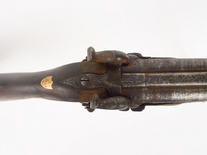 Fusil de chasse juxtaposé à percussion et platine à l'avant, arme avec