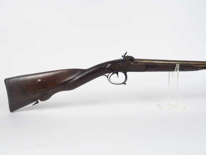 Fusil de chasse juxtaposé à percussion et platine à l'avant, arme avec