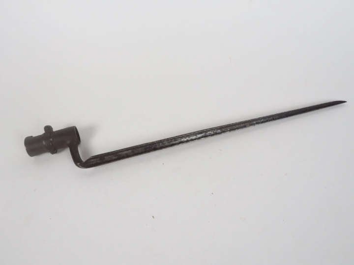 Baïonnette à douille réglementaire Française type 1777. Longueur total
