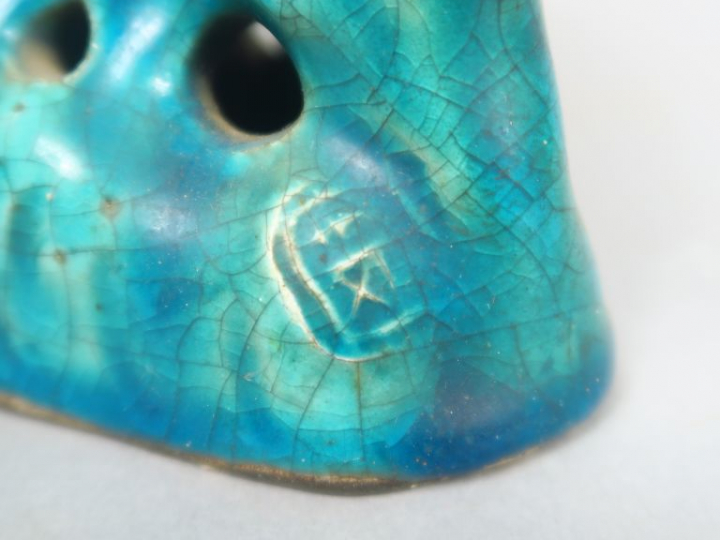 Perroquet en céramique émaillée turquoise. Chine, XIXème siècle (Accid