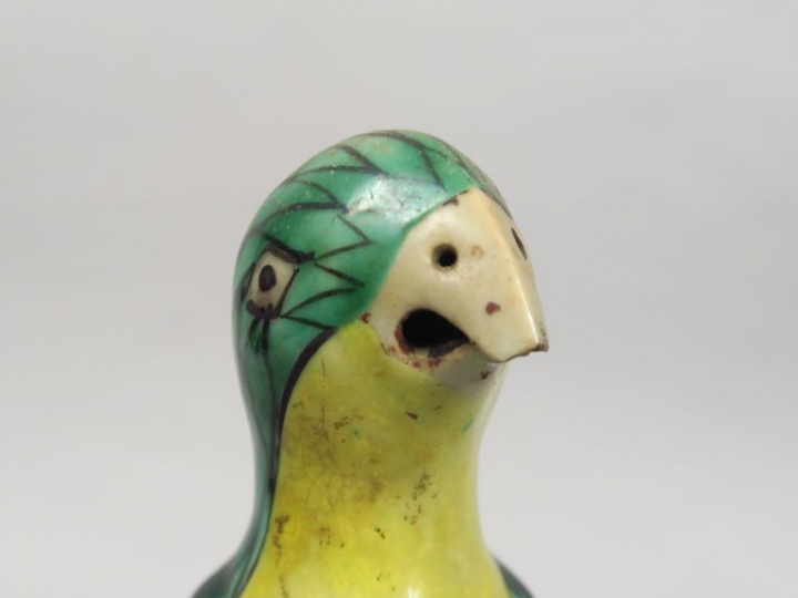 Perruche en porcelaine et émaux de style famille verte. Chine, XIXème 