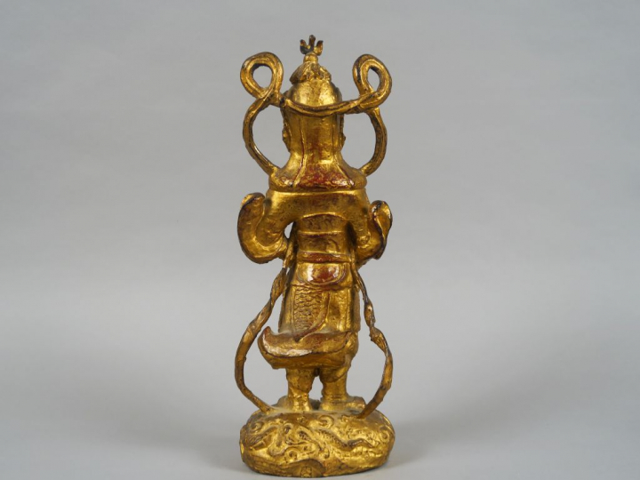 Statuette en bronze laqué et doré, représentant un Lokapala en armure 