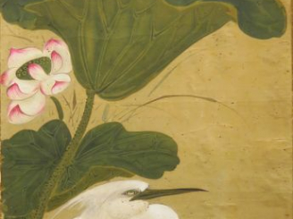 Vente aux enchères Kakemono peint couleur sur soie représentant un héron blanc se tenant 