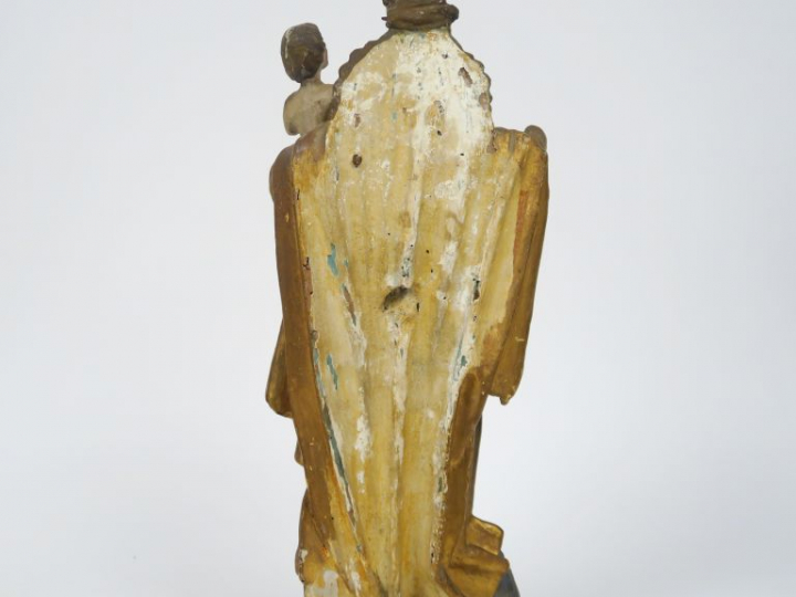 Sculpture XVIIIème en bois polychrome "Vierge à l'enfant".  H. 45 cm (