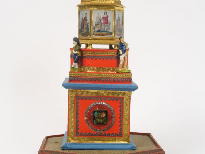	Ecrin à bijoux Restauration en bois polychrome, papier mâché, verre, 