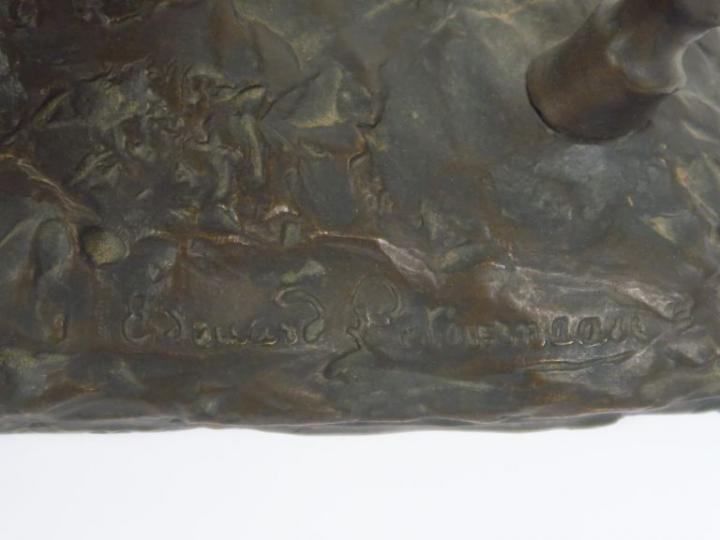 E. LETOURNEAU. "Chef indien à cheval". Sculpture en bronze, signée. Di