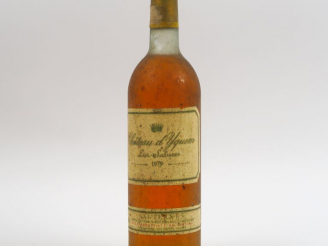 Vente aux enchères 1 BOUTEILLE CHÂTEAU D'YQUEM 1er CCS SAUTERNES - 1979 - LB/ELA