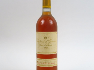 Vente aux enchères 1 BOUTEILLE CHÂTEAU D'YQUEM 1er CCS SAUTERNES - 1989