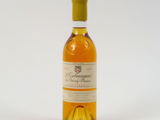 Vente aux enchères 1 DEMIE BOUTEILLE L'EXTRAVAGANT DE DOISY DAENE - 2002 - CBO