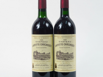 Vente aux enchères 2 BOUTEILLES CHÂTEAU LAFFITTE CARCASSET ST ESTEPHE - 1988