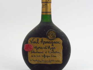 Vente aux enchères 1 BOUTEILLE VIEIL ARMAGNAC 'HORS D'AGE' DELORD