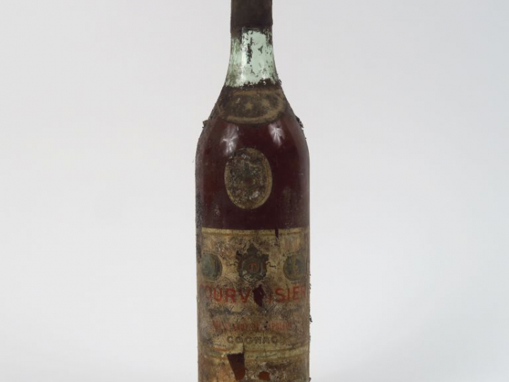 1 VIEILLE BOUTEILLE COGNAC COURVOISIER - BS