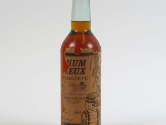 Vente aux enchères 1 BOUTEILLE (50 cl) RHUM VIEUX DAMOISEAU - EA
