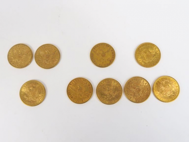 9 pièces de 5 dollars or, 1886, 1880 (x2), 1881 (x4), 1885, 1861.  FRA