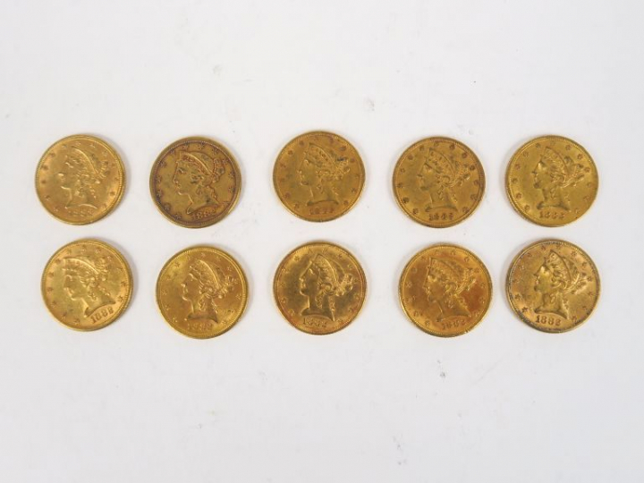 10 pièces de 5 dollars or, 1882.  FRAIS ACHETEURS : 5% TTC