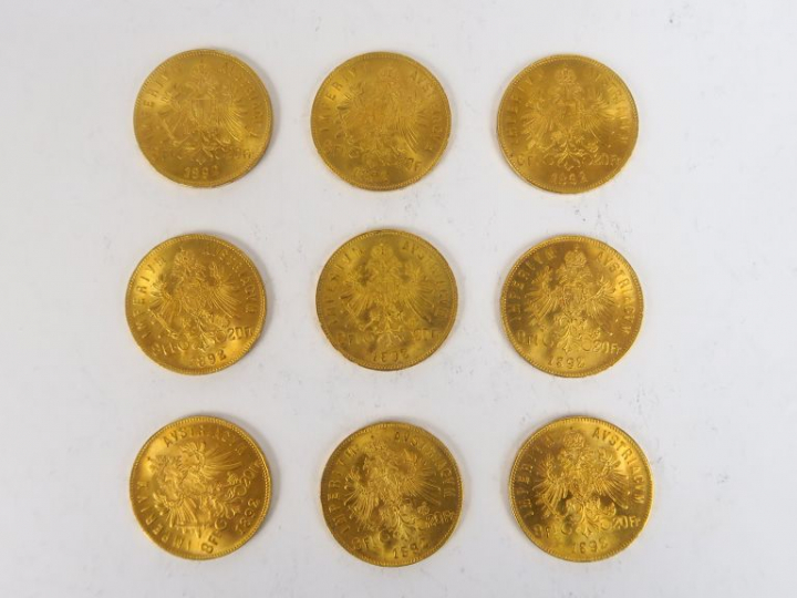 9 pièces de 8 Florins ou 20 Francs or François-Joseph Ier, 1892.  FRAI