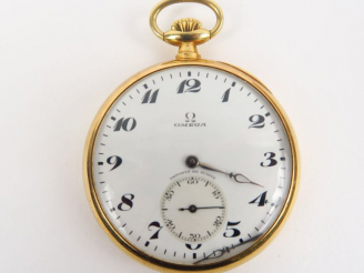 Vente aux enchères OMEGA. Montre de gousset en or jaune, cadran émaillé.  Poids tel. 59,8