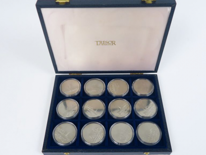 Coffret médailles 'navires' : 12 pièces