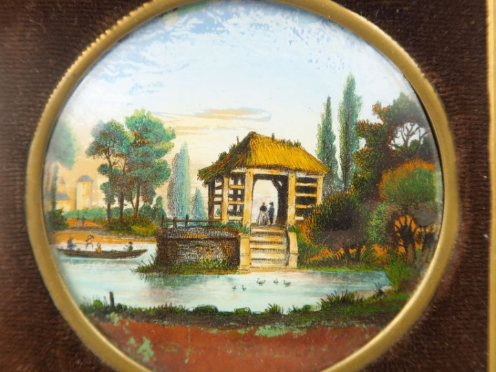Miniature XIXème en fixé sous-verre représentant un paysage lacustre a