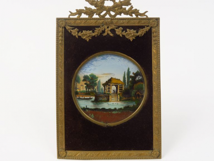 Miniature XIXème en fixé sous-verre représentant un paysage lacustre a