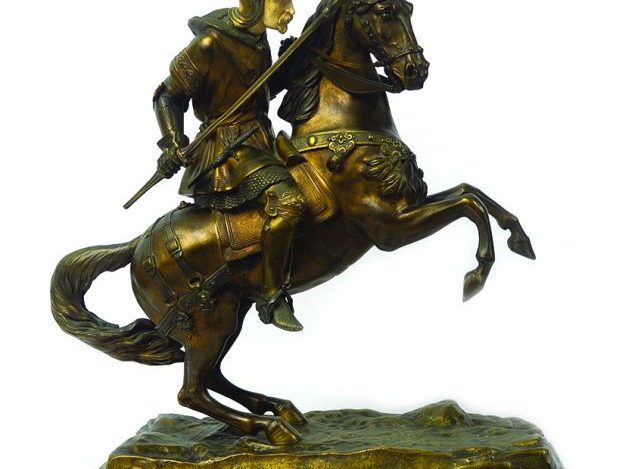 G.ABELL  "Chevalier chargeant" Sculpture chryséléphantine. 46,5x 44 x 