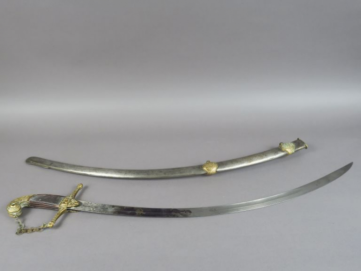 Beau sabre à la mameluk, fabrication occidentale style retour d'Egypte