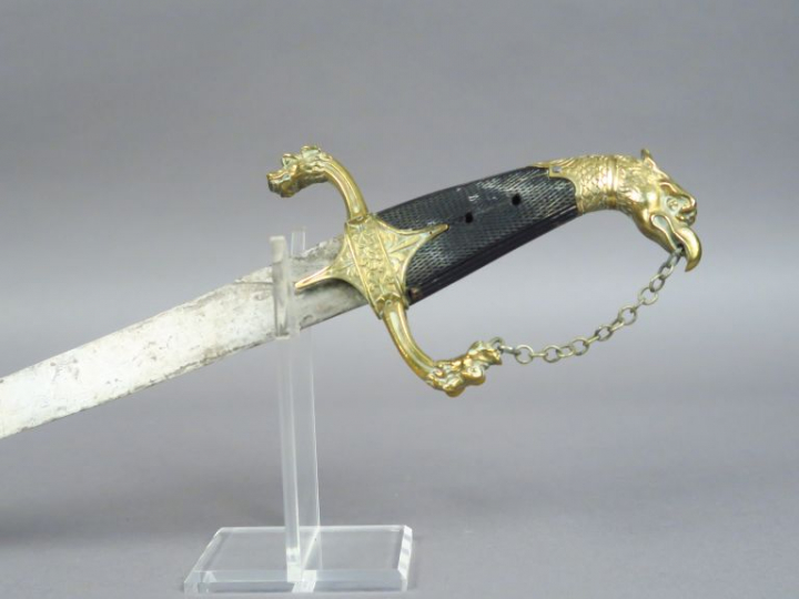 Sabre de fantaisie à la mameluk lame courbe plate à dos plat de 780 mm